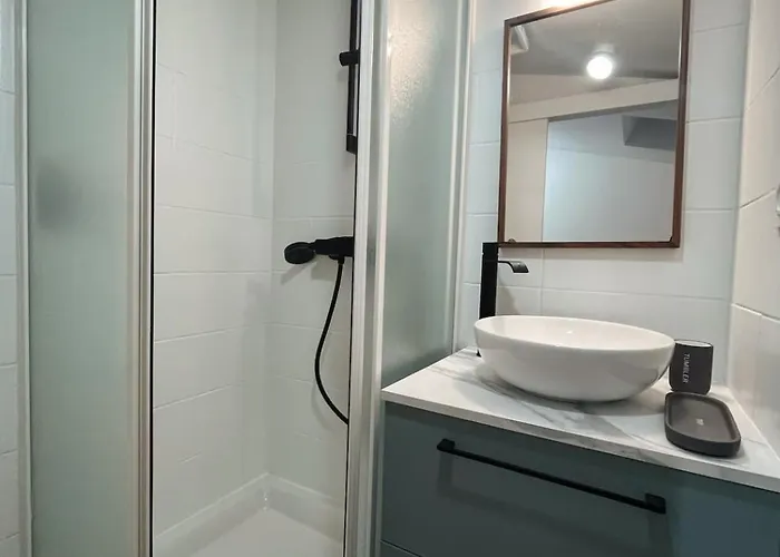 Au Coeur Des Chartrons Apartament